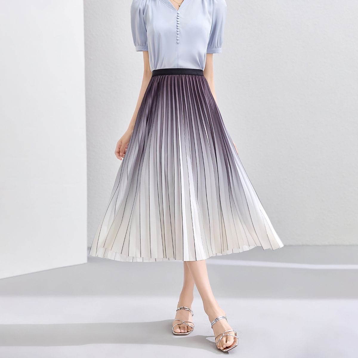 Neo Gradient Pleated Skirt