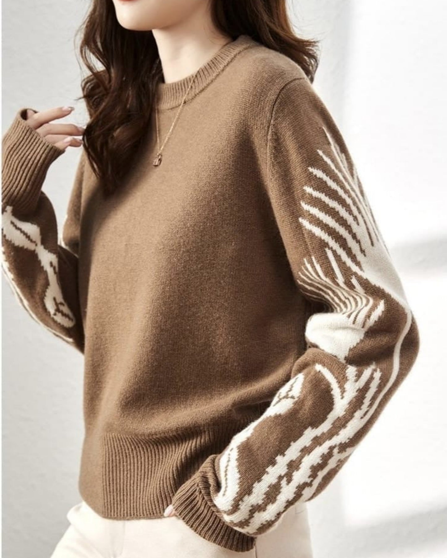 Abstract Contrast Sleeve Sweater