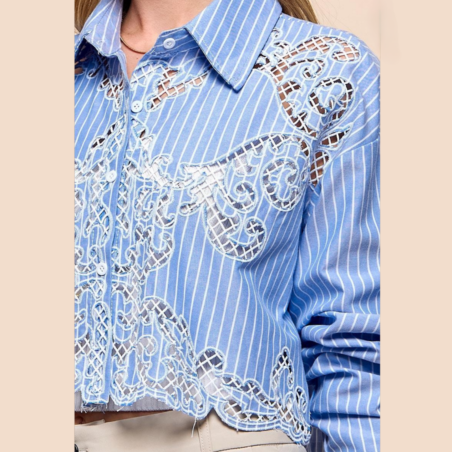 Flantis Striped Lacework Crop Shirt