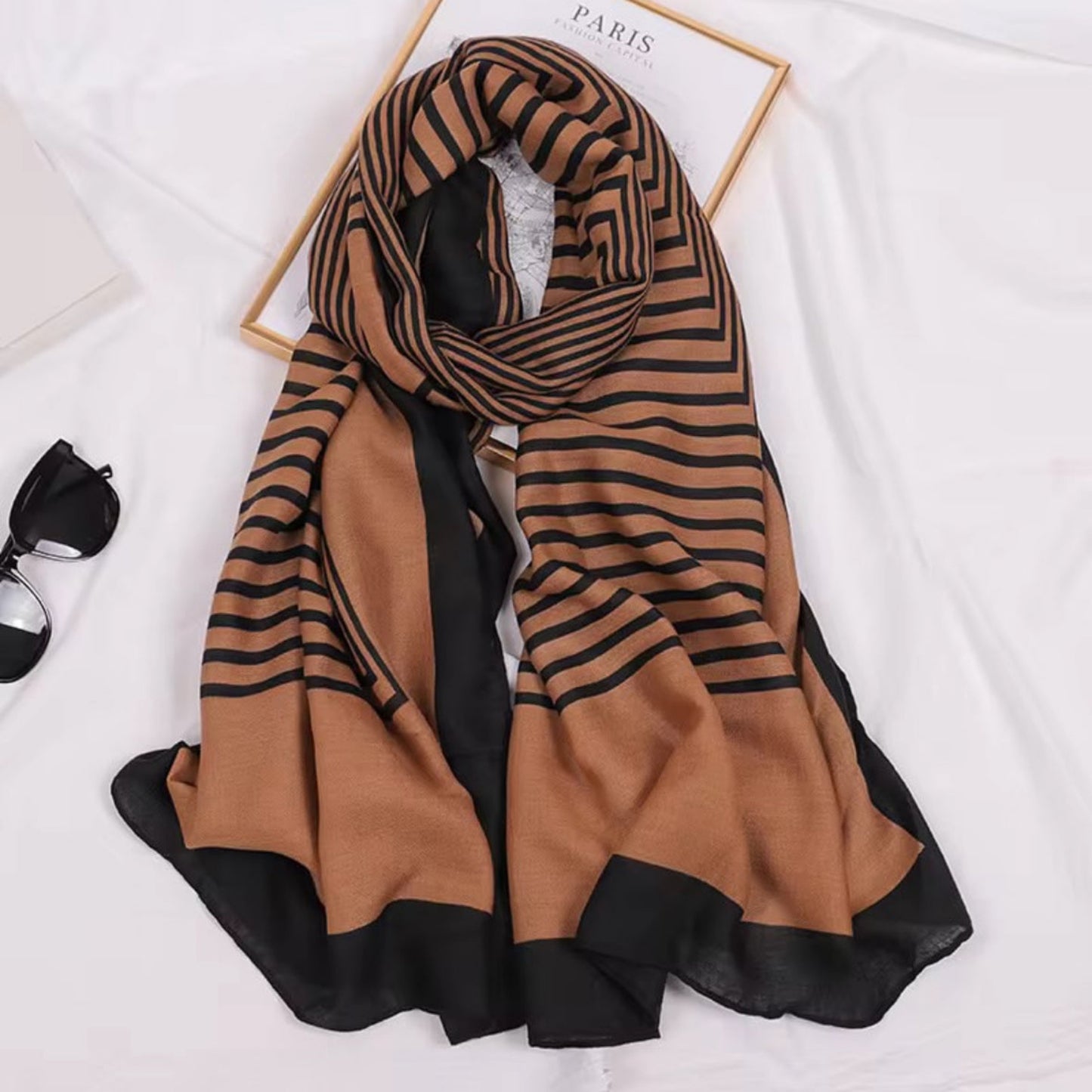 Sawn Opulent Scarf