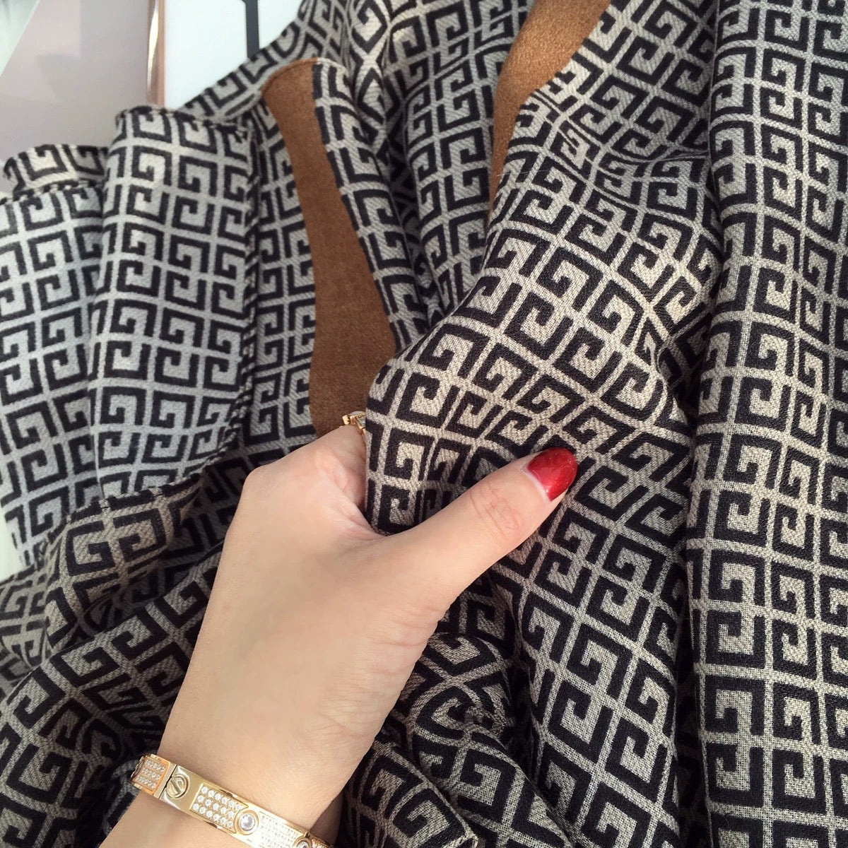 Urban Maze Cotton Stole