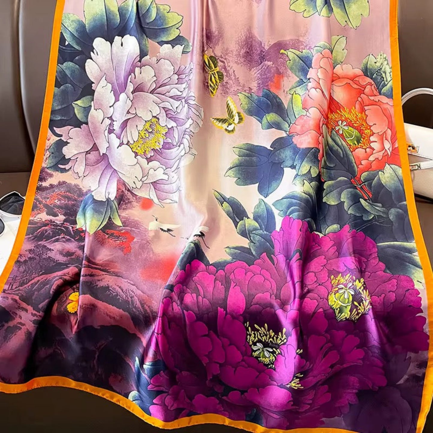 Way Floral Elegance Silk Stole