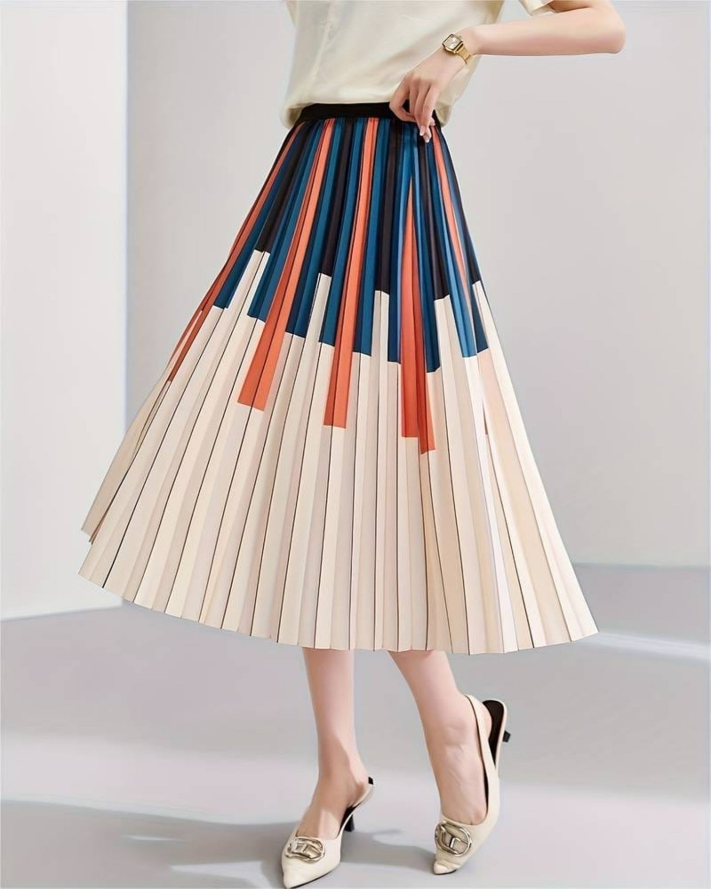 Gags Gradient Pleated  Skirt