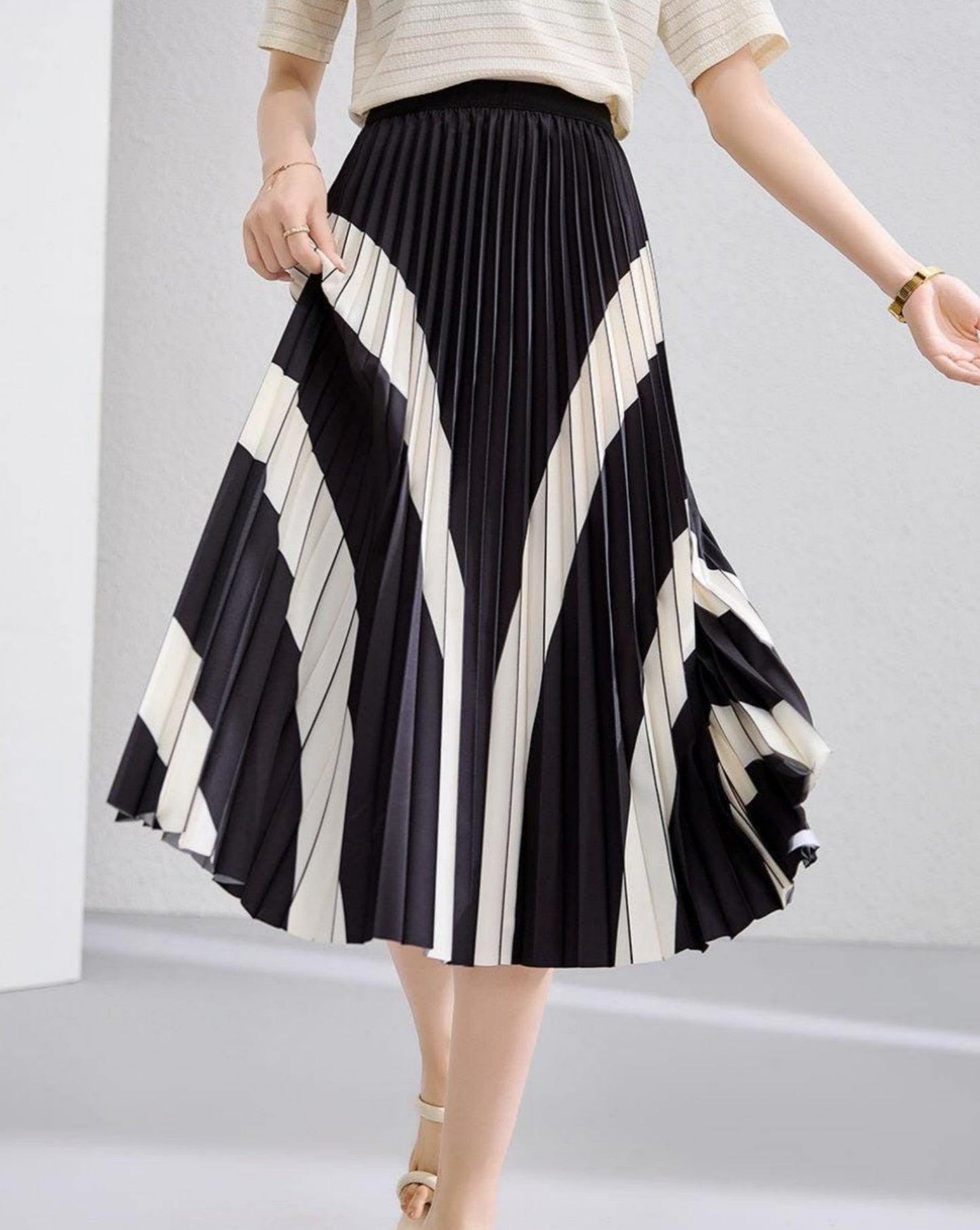 Ketin Gradient Pleated  Skirt