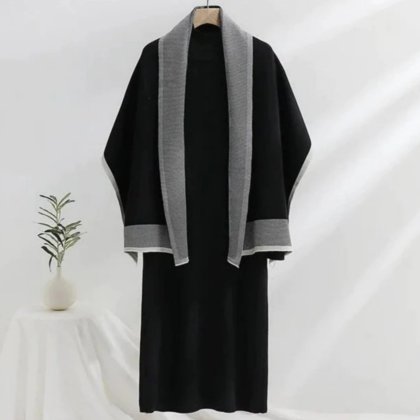 Boulve Statement Winter Dress With Stole