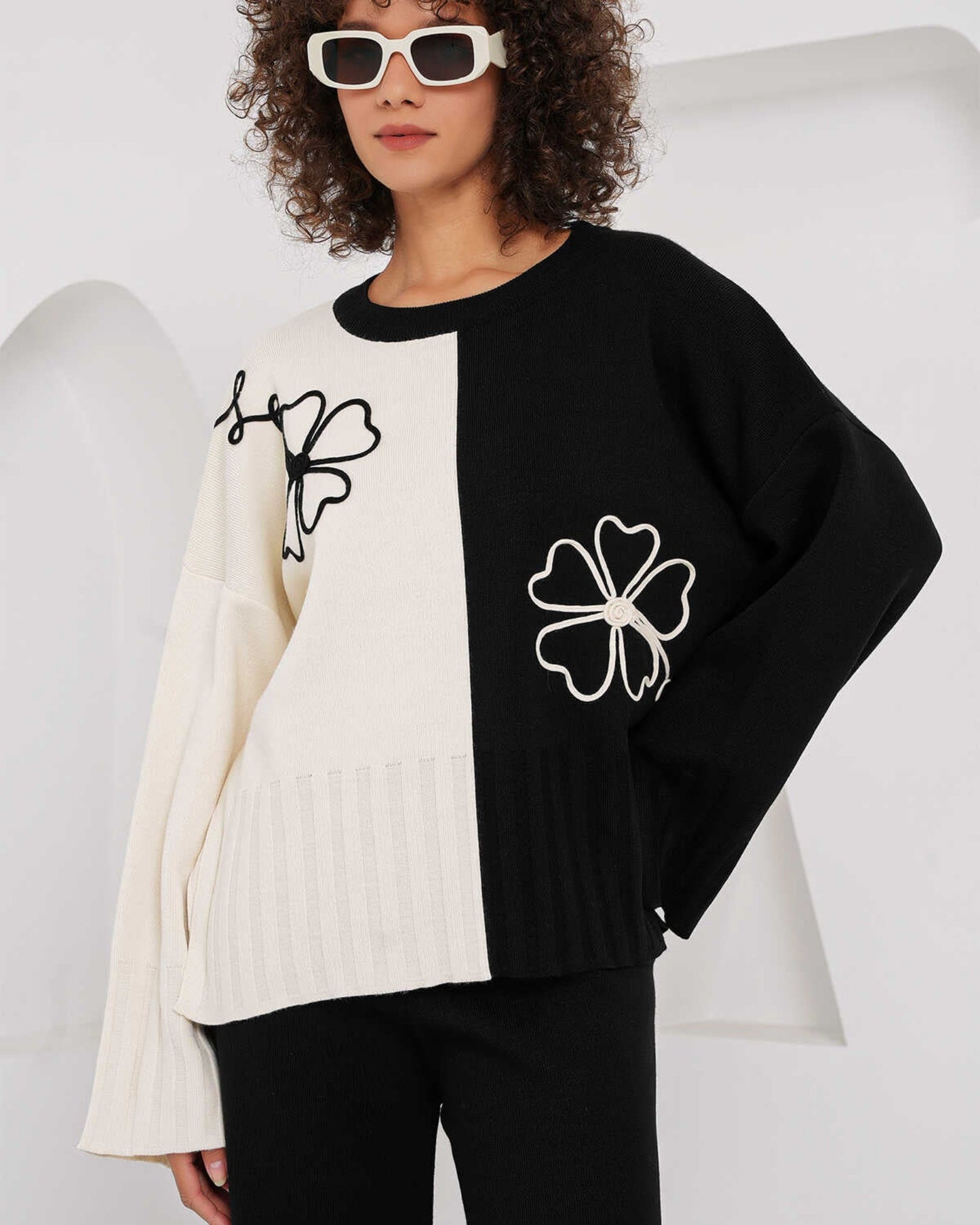 Chic Color Block Knitted Sweater & Wide-Leg Pant Set