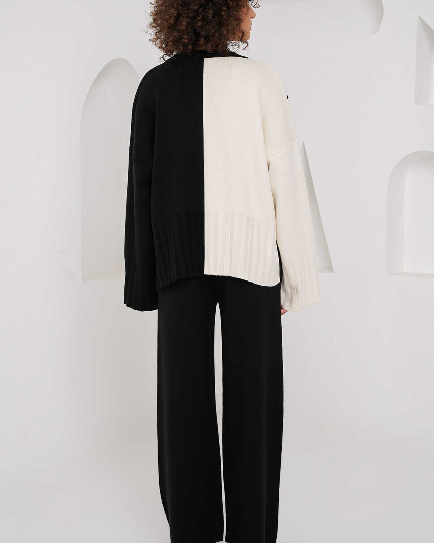 Chic Color Block Knitted Sweater & Wide-Leg Pant Set