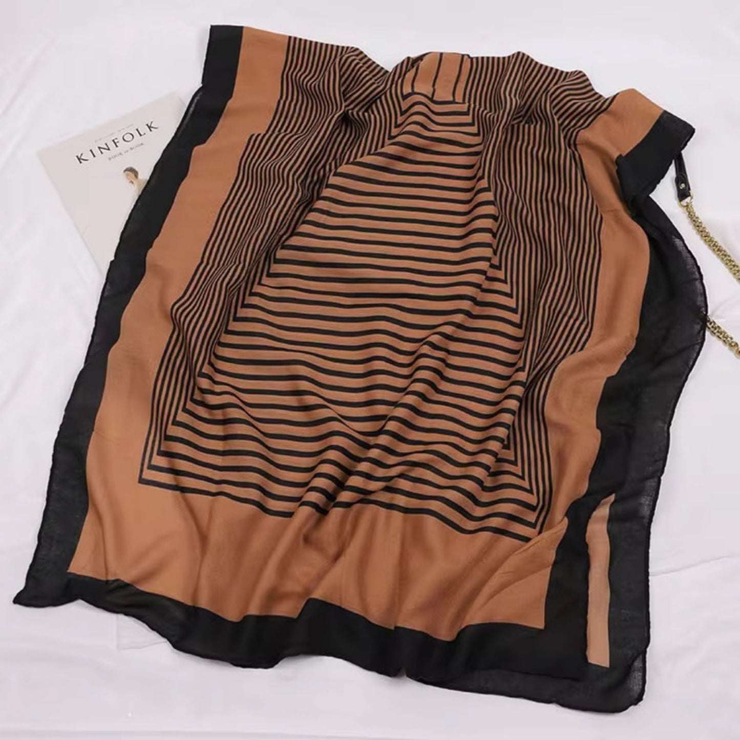 Sawn Opulent Scarf