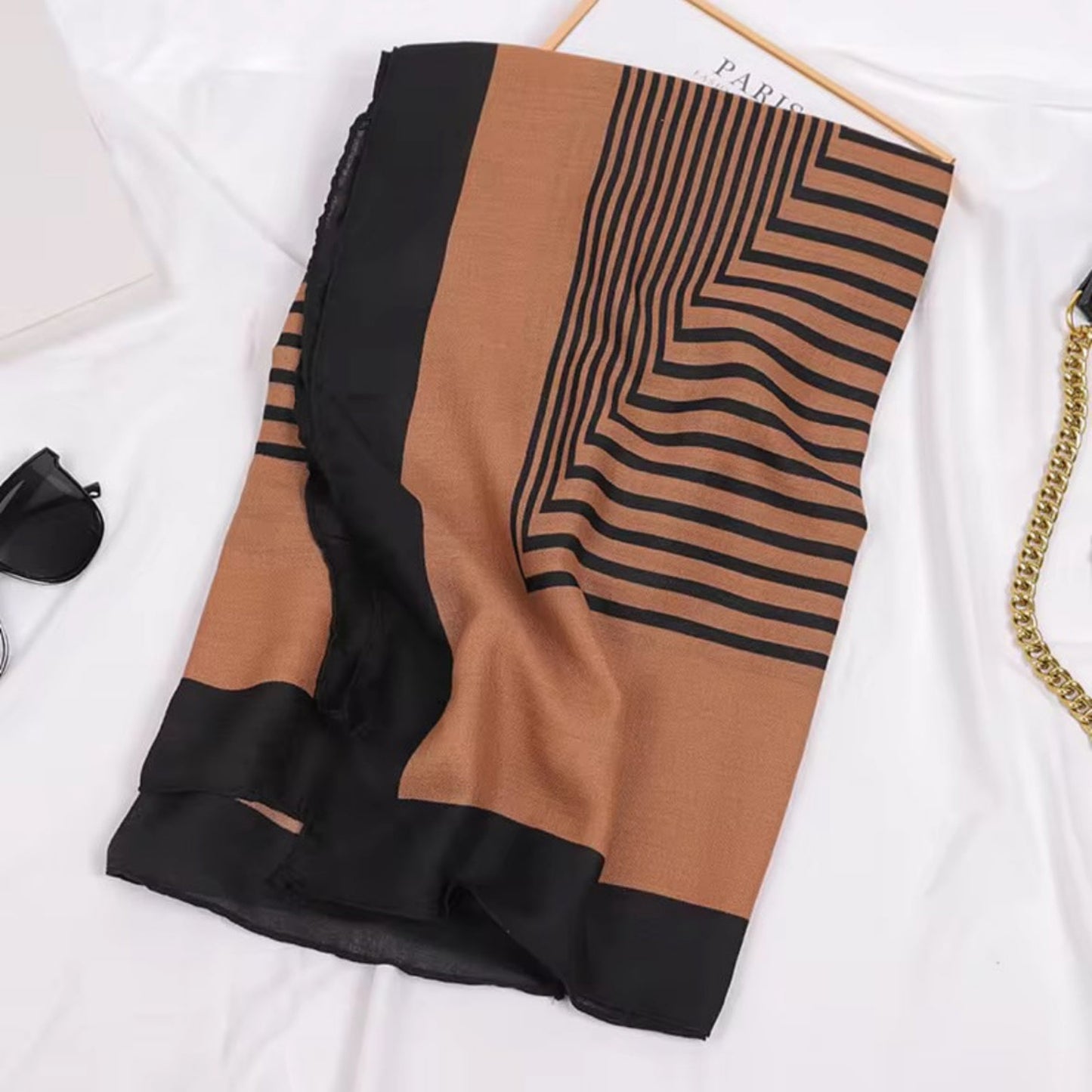 Sawn Opulent Scarf
