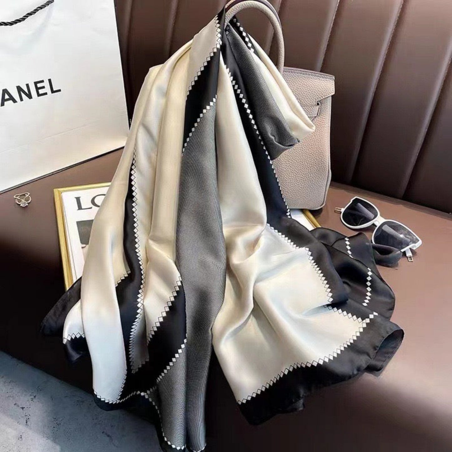 The Duchess Diamond Silk Stole