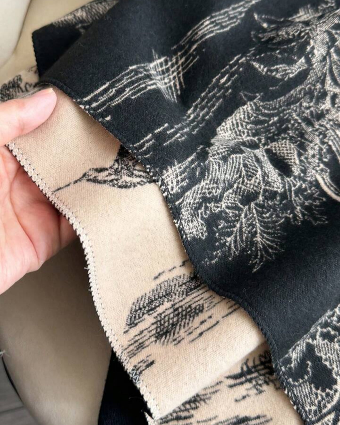 The Toile Reversible Cashmere Wrap